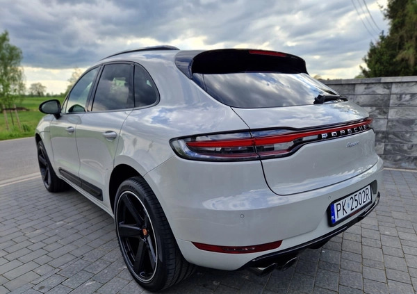 Porsche Macan cena 224999 przebieg: 56000, rok produkcji 2020 z Kalisz małe 326